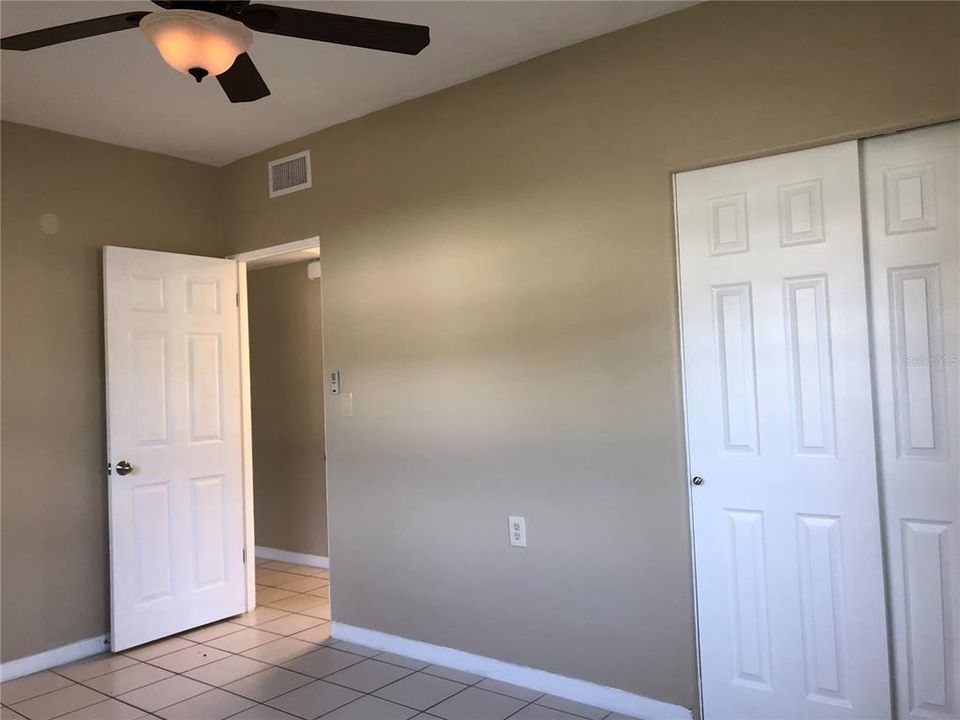 Active With Contract: $169,000 (2 beds, 1 baths, 750 Square Feet)