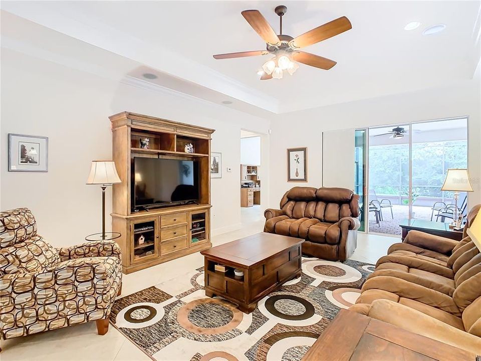 For Sale: $539,900 (3 beds, 2 baths, 2427 Square Feet)