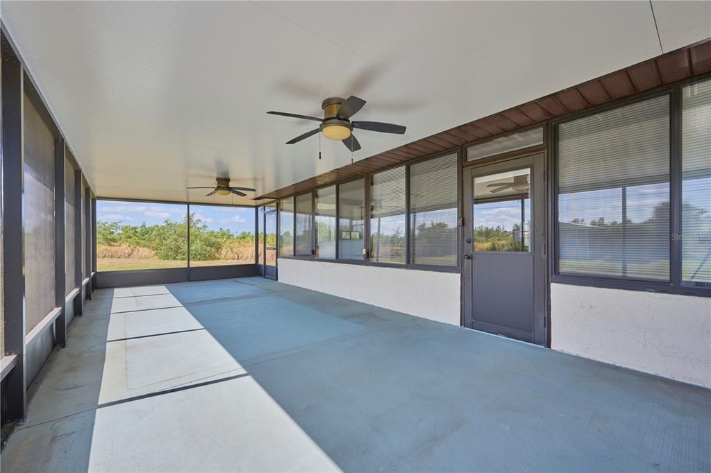 Large screened patio located off of the Florida rom