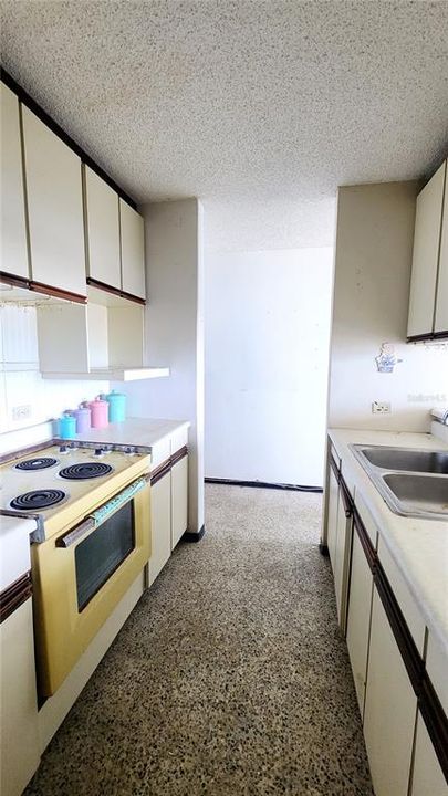 Vendido Recientemente: $299,000 (1 camas, 1 baños, 700 Pies cuadrados)