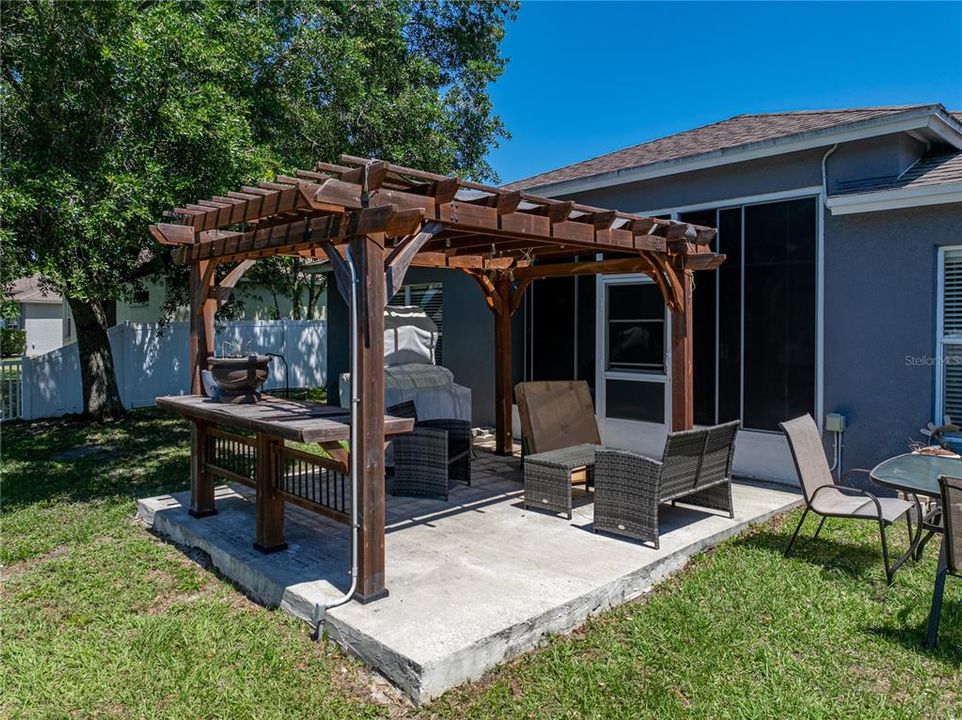 For Sale: $429,900 (3 beds, 2 baths, 2037 Square Feet)