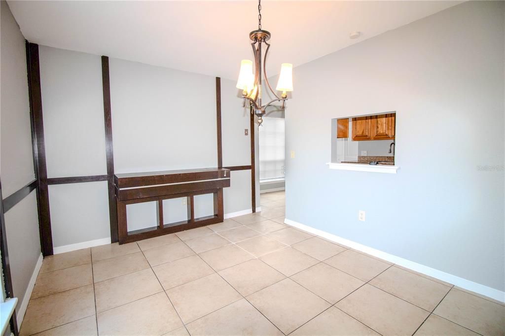 For Sale: $159,000 (3 beds, 2 baths, 1348 Square Feet)