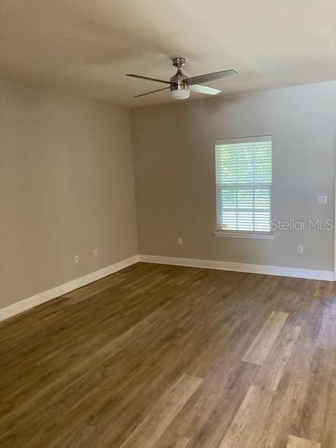 Recently Rented: $2,600 (5 beds, 3 baths, 2705 Square Feet)