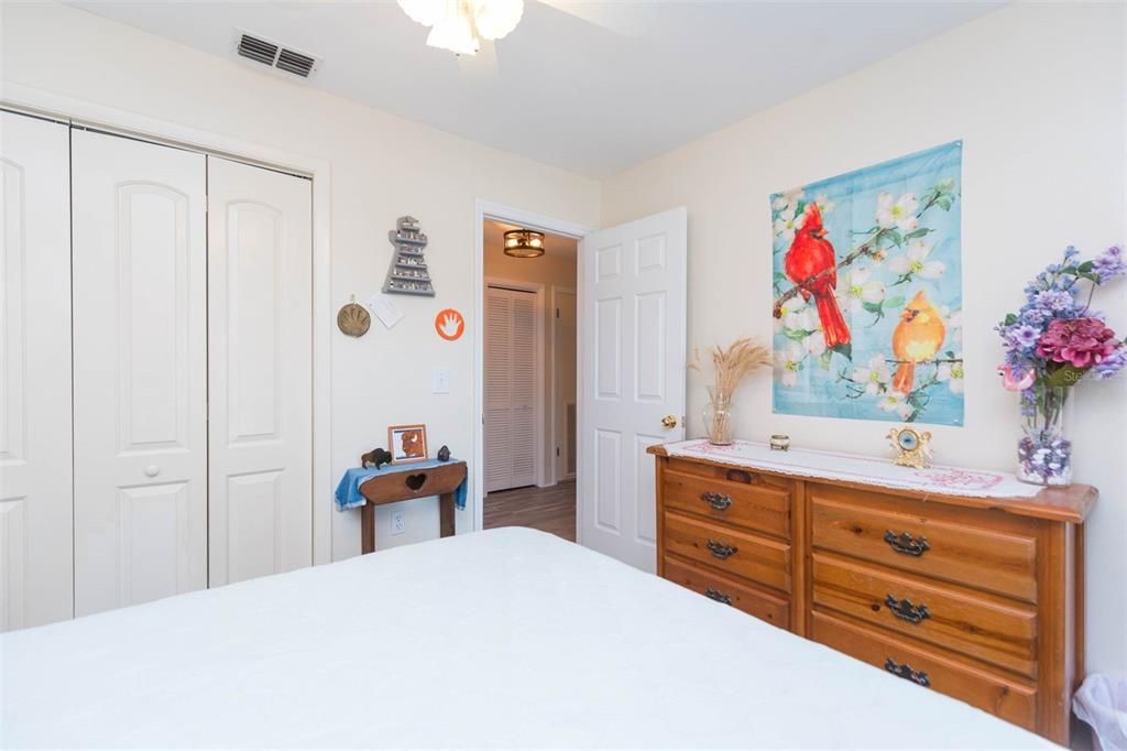 Active With Contract: $430,000 (3 beds, 2 baths, 1569 Square Feet)
