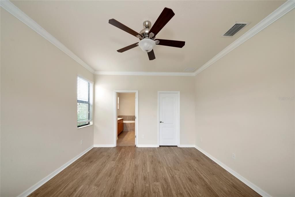 For Rent: $3,000 (3 beds, 2 baths, 1681 Square Feet)