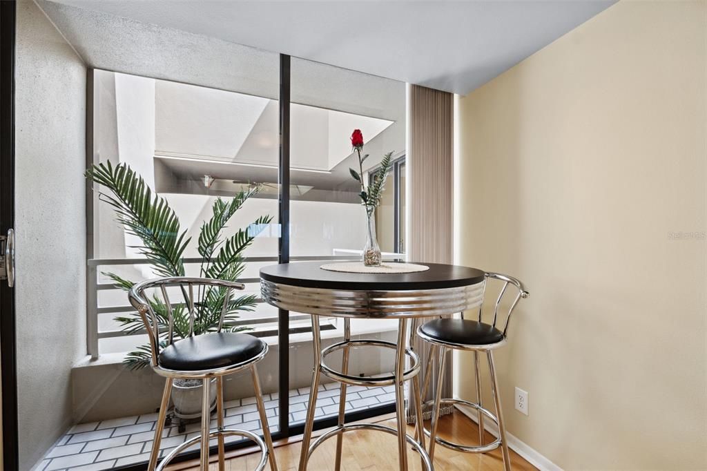 For Sale: $825,000 (2 beds, 2 baths, 1415 Square Feet)