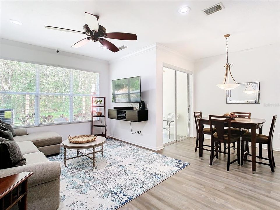 Active With Contract: $425,000 (3 beds, 2 baths, 1912 Square Feet)