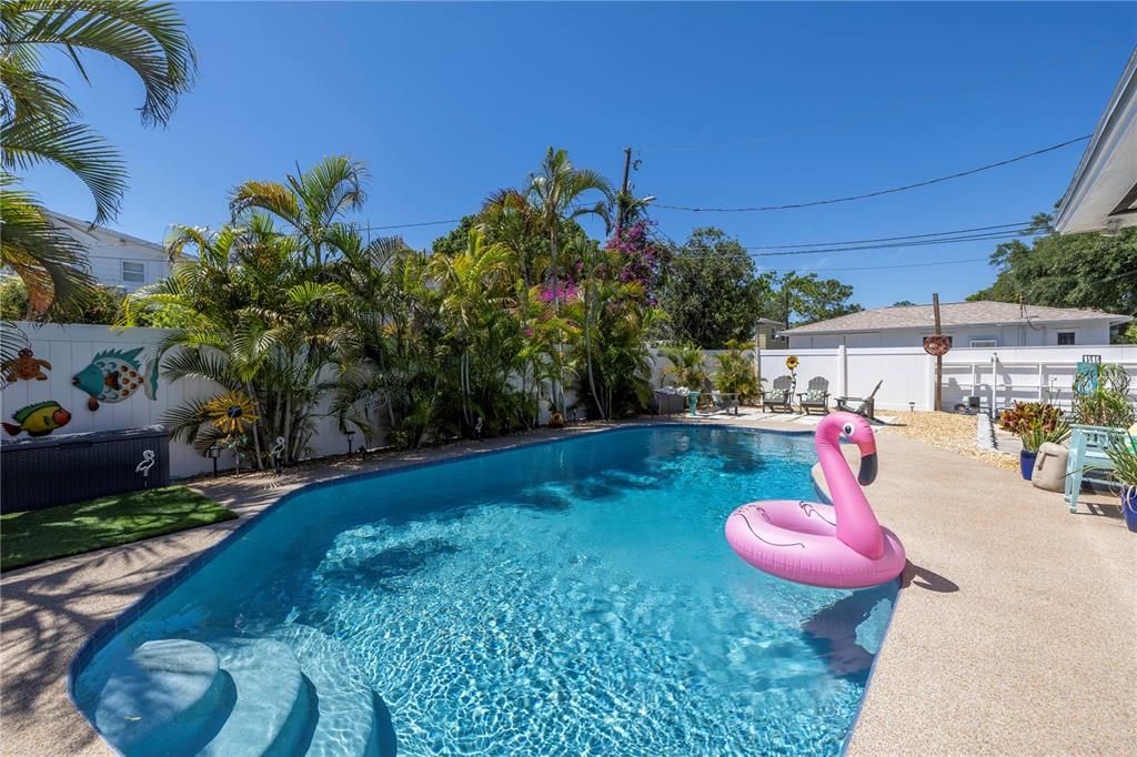 Recently Sold: $487,000 (2 beds, 2 baths, 1104 Square Feet)