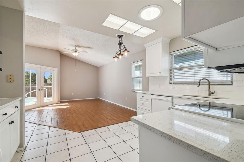 Active With Contract: $469,000 (3 beds, 2 baths, 1620 Square Feet)