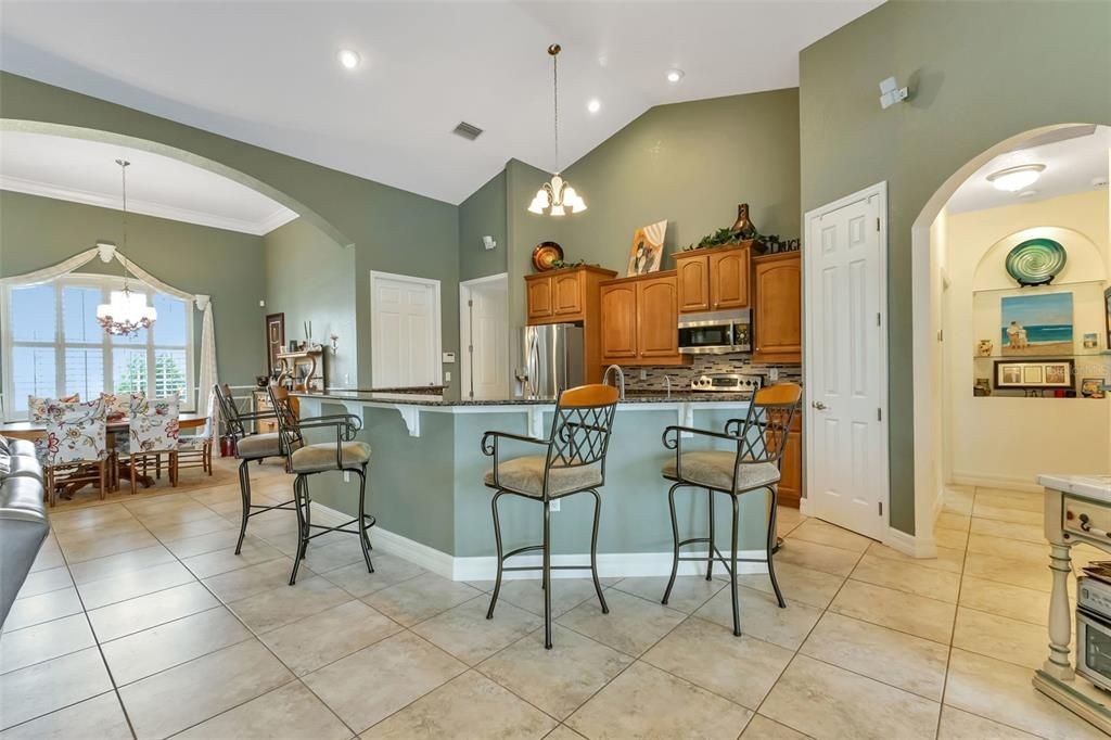For Sale: $499,900 (3 beds, 2 baths, 2458 Square Feet)