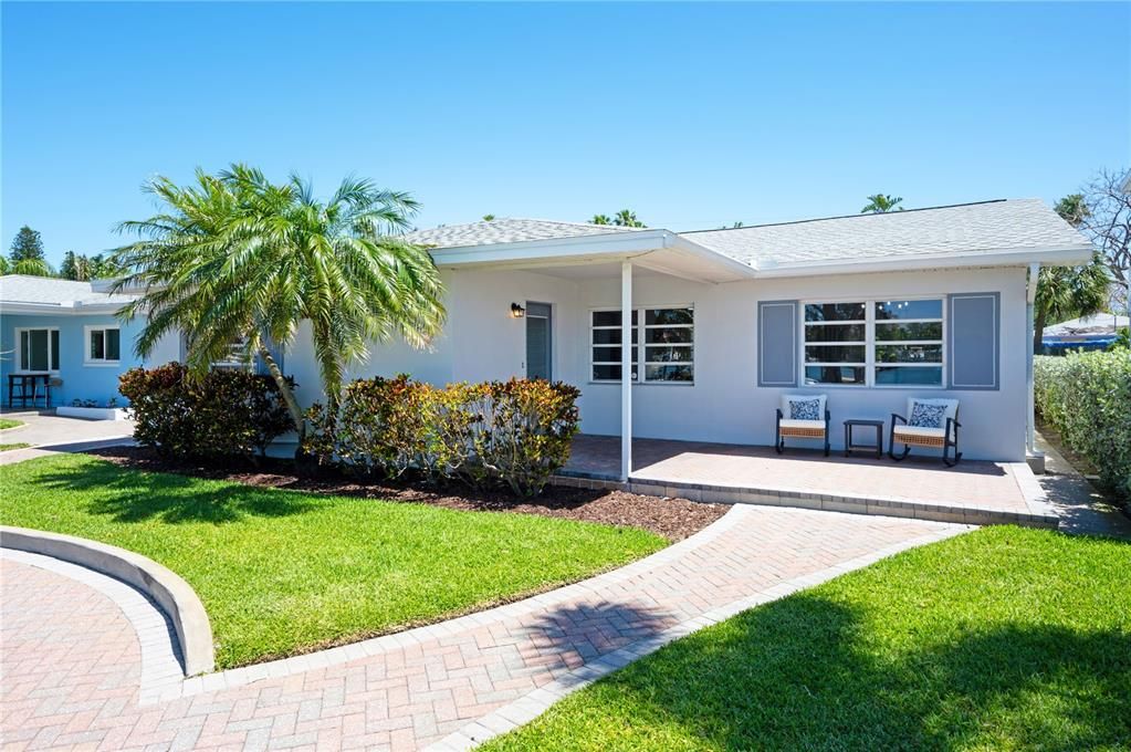 Recently Sold: $1,500,000 (2 beds, 2 baths, 1791 Square Feet)