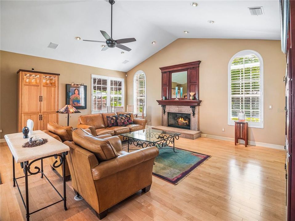 Active With Contract: $1,349,000 (5 beds, 3 baths, 3591 Square Feet)