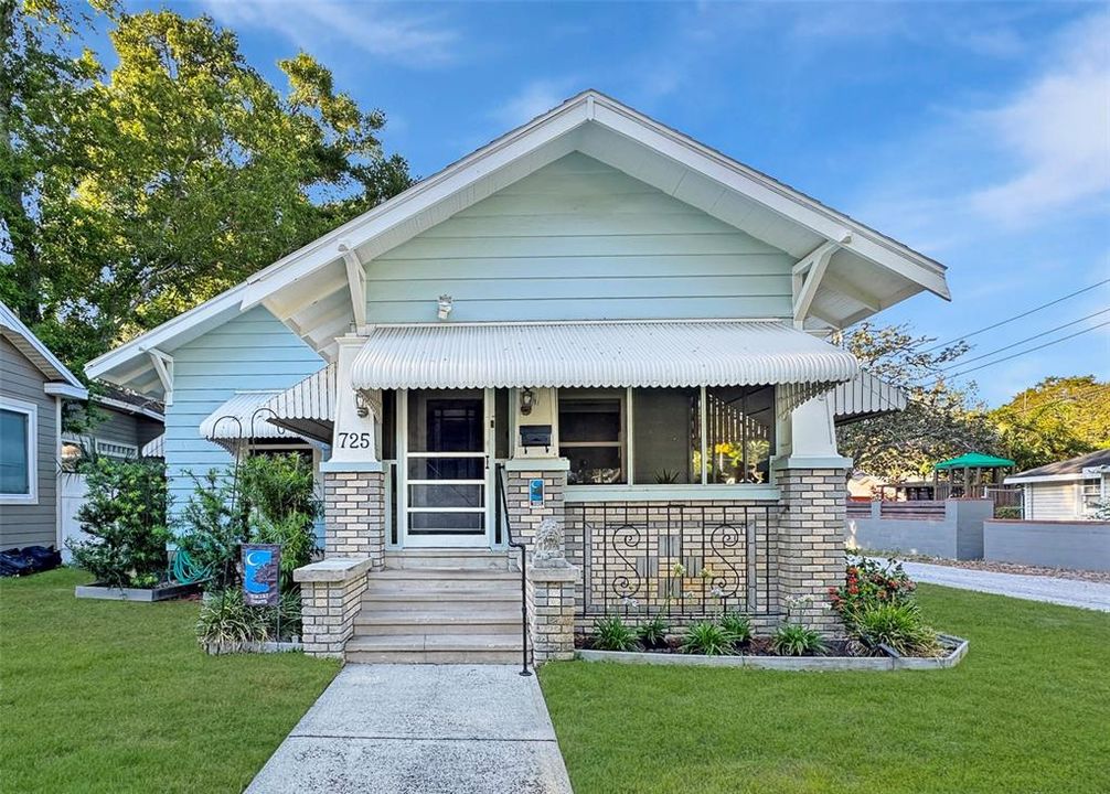 Front - Beautiful 1927 Bungalow in Crescent Heights