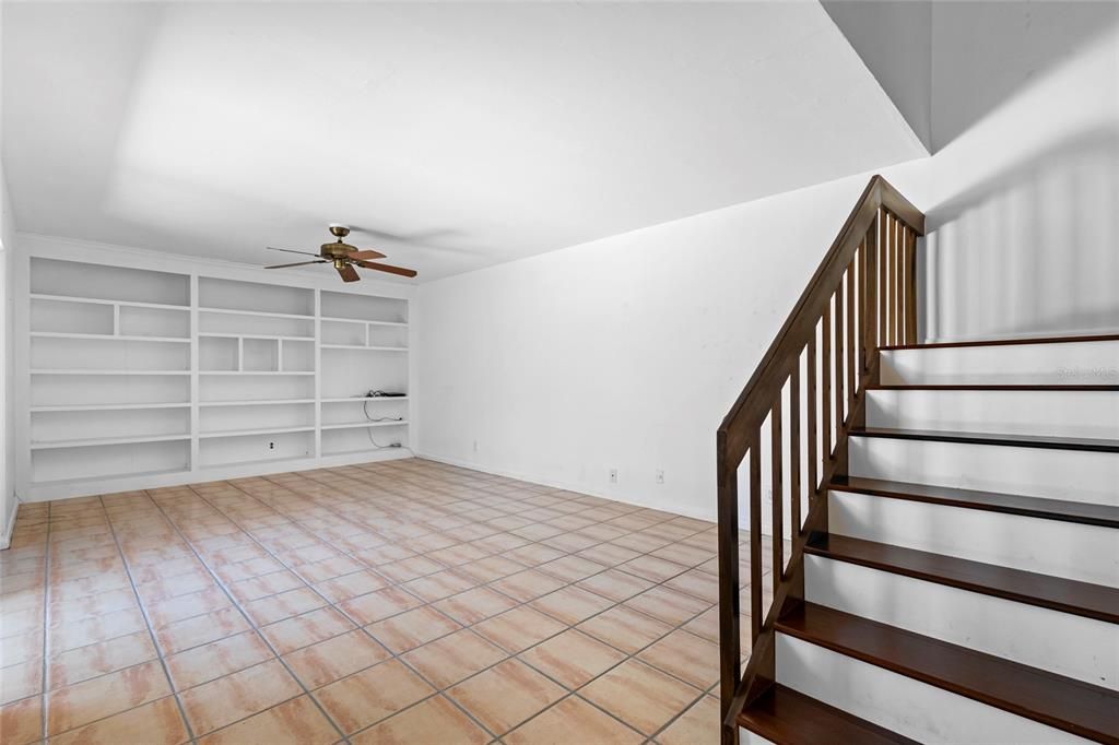 For Sale: $265,000 (2 beds, 2 baths, 1288 Square Feet)