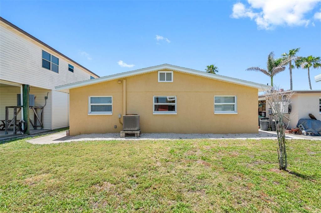 For Sale: $649,900 (3 beds, 2 baths, 1452 Square Feet)