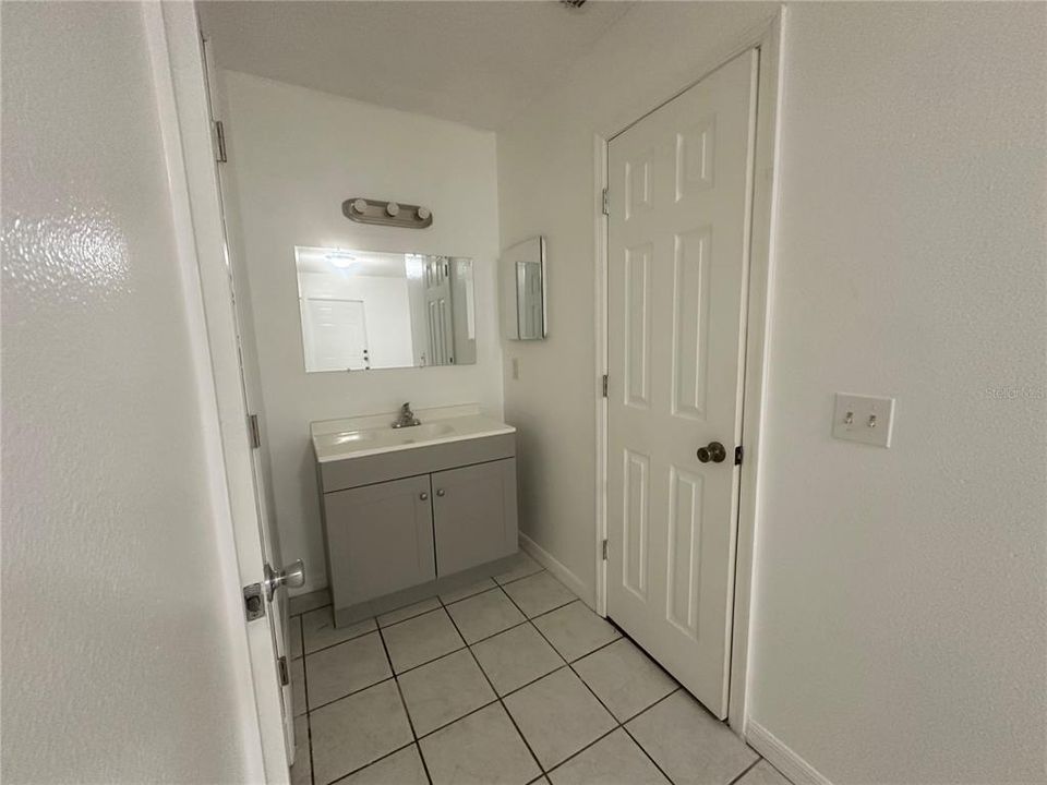 For Sale: $249,999 (3 beds, 2 baths, 1141 Square Feet)
