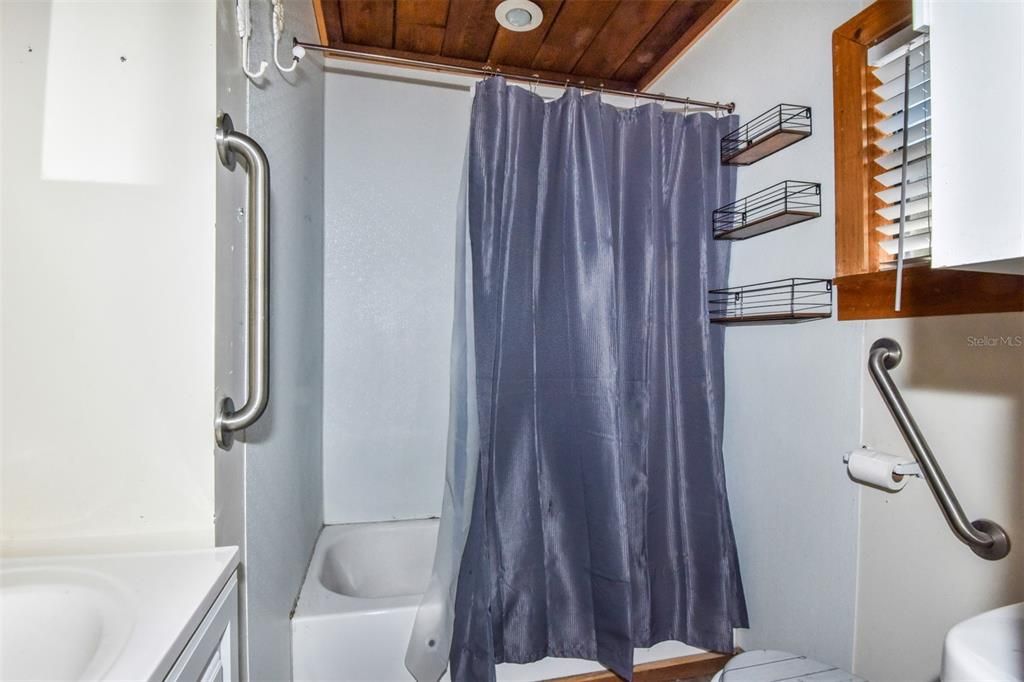 En Venta: $350,000 (2 camas, 2 baños, 540 Pies cuadrados)