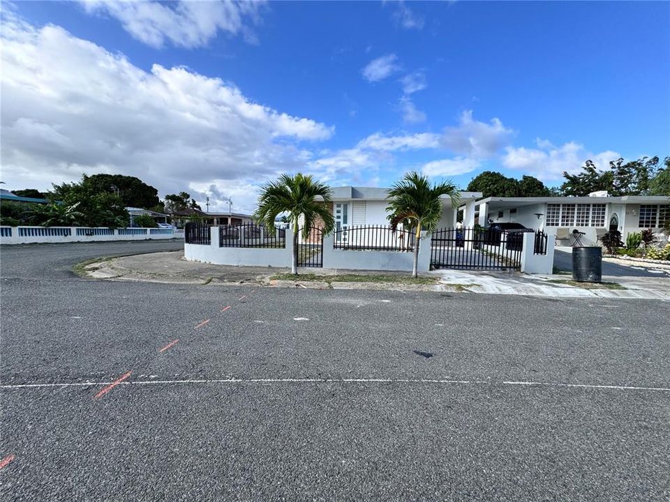 Recently Sold: $156,000 (3 beds, 2 baths, 1200 Square Feet)