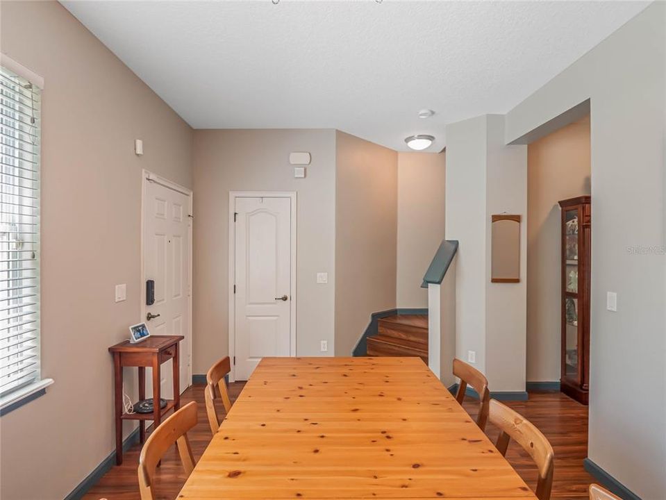 Active With Contract: $395,000 (3 beds, 2 baths, 1251 Square Feet)