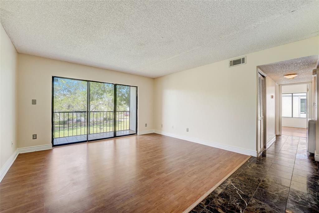 TONS OF NATURAL LIGHT!! LARGE OPEN LIVING AREA WITH LARGE
