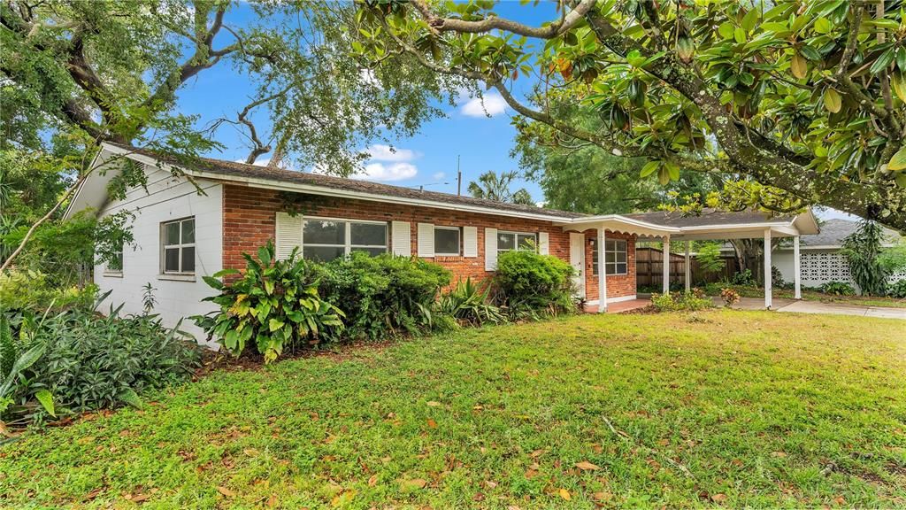 Recently Sold: $250,000 (4 beds, 2 baths, 1681 Square Feet)