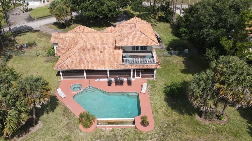 En Venta: $945,000 (4 camas, 3 baños, 3169 Pies cuadrados)