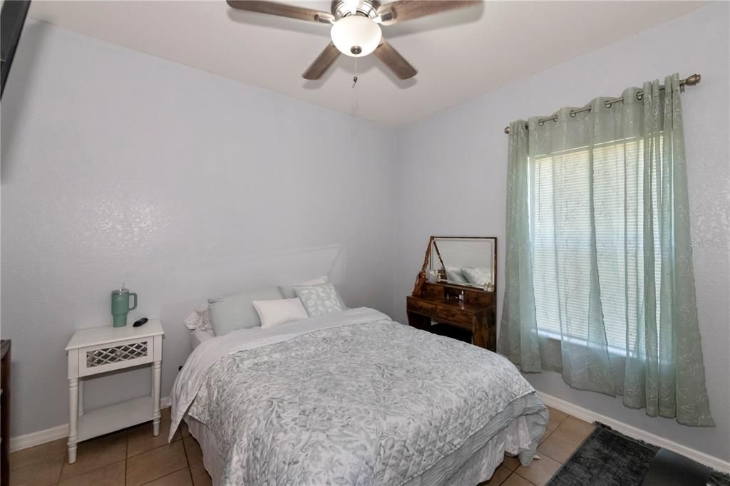 For Sale: $375,000 (3 beds, 2 baths, 2072 Square Feet)