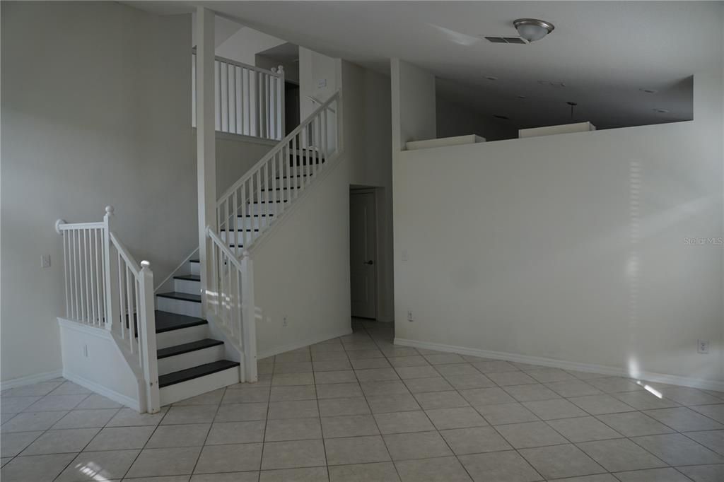 For Sale: $460,000 (4 beds, 2 baths, 2087 Square Feet)