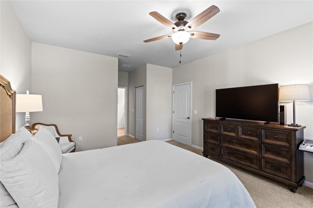 For Sale: $340,000 (3 beds, 2 baths, 1666 Square Feet)