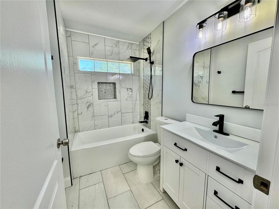 Fully Remodeled Guest bath