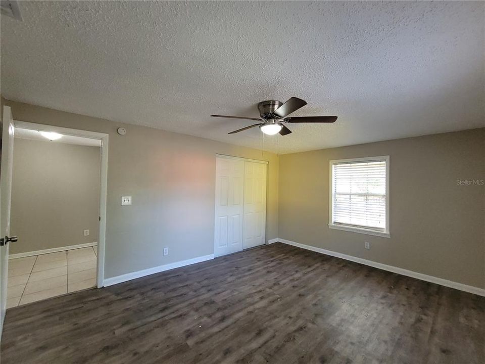 Active With Contract: $1,575 (3 beds, 1 baths, 1493 Square Feet)