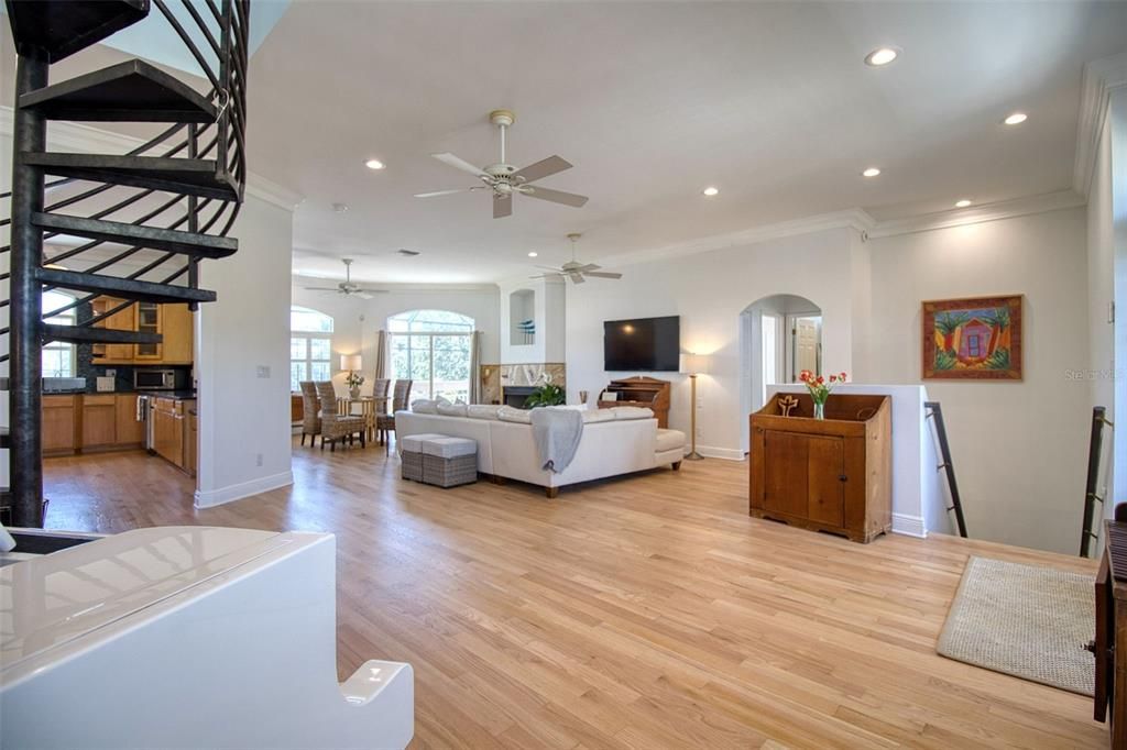 Active With Contract: $1,200,000 (4 beds, 3 baths, 2834 Square Feet)