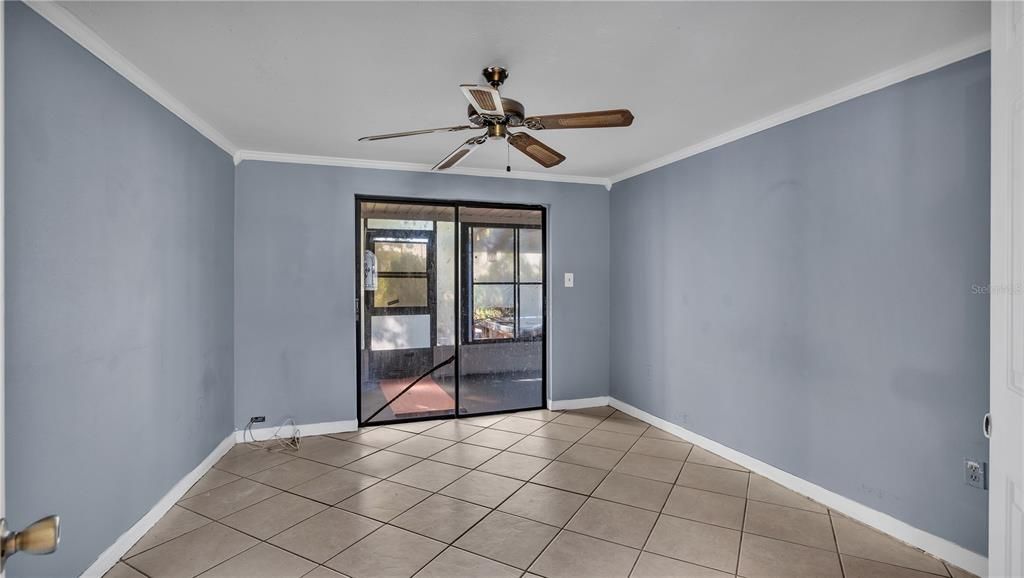 Active With Contract: $244,900 (3 beds, 2 baths, 1408 Square Feet)