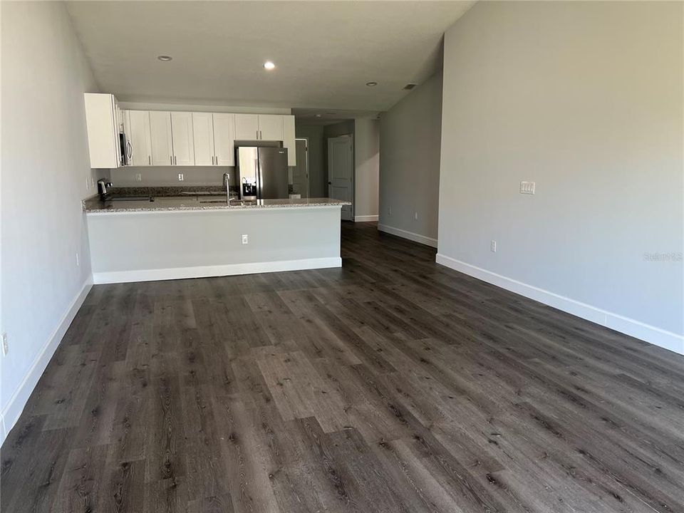 For Rent: $2,200 (3 beds, 2 baths, 1429 Square Feet)