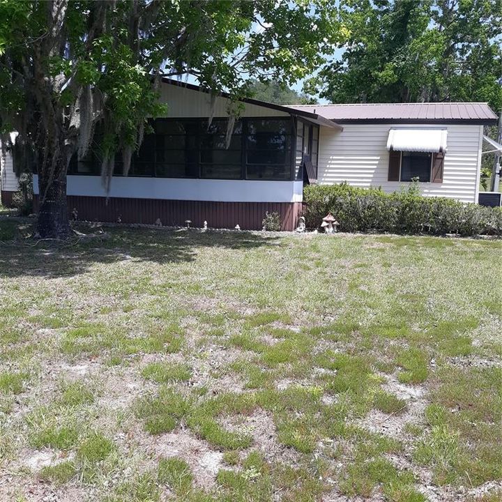For Sale: $199,900 (3 beds, 2 baths, 1456 Square Feet)