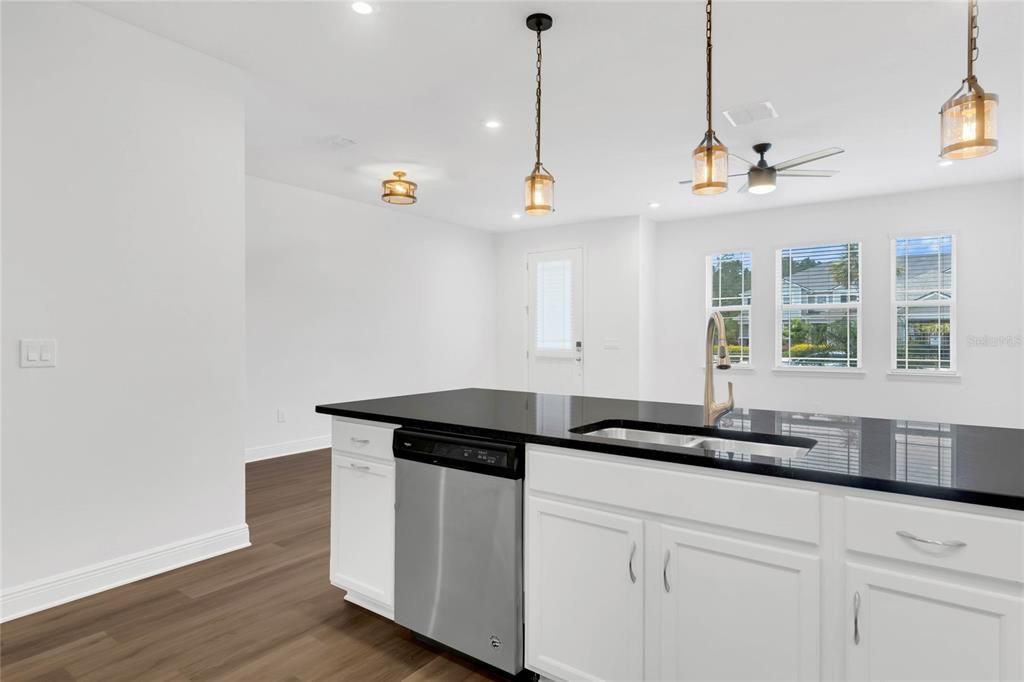 For Sale: $449,990 (3 beds, 2 baths, 1513 Square Feet)