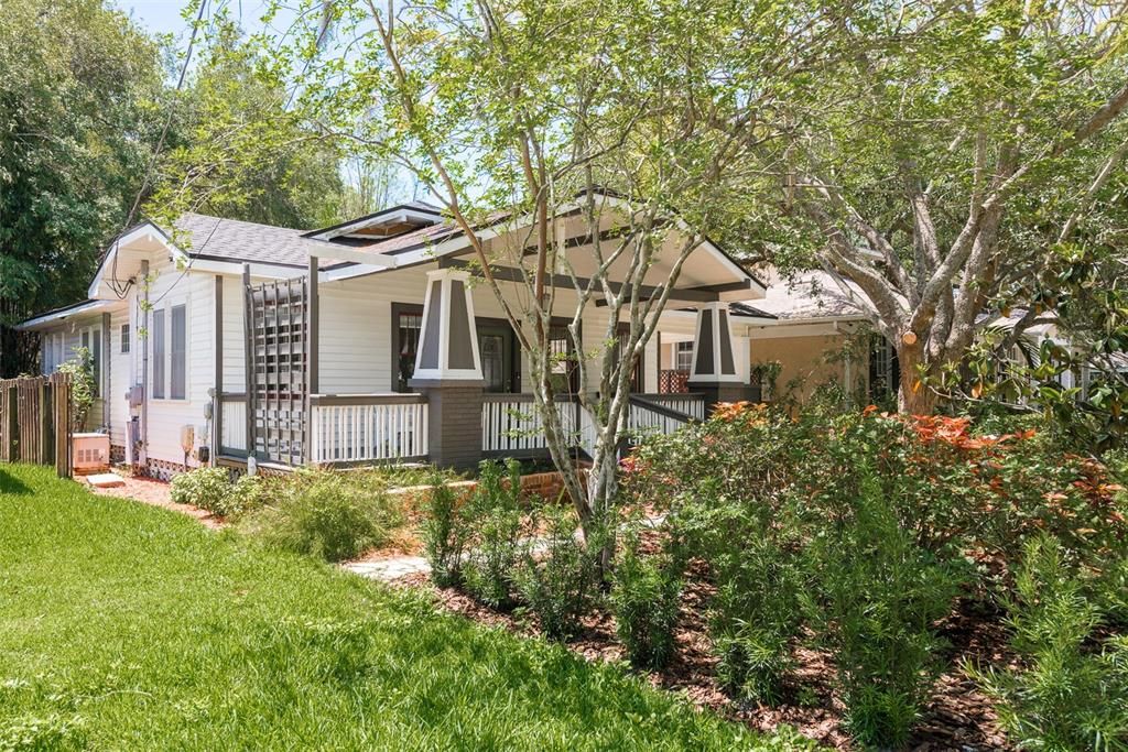 Recently Sold: $749,000 (3 beds, 2 baths, 1803 Square Feet)
