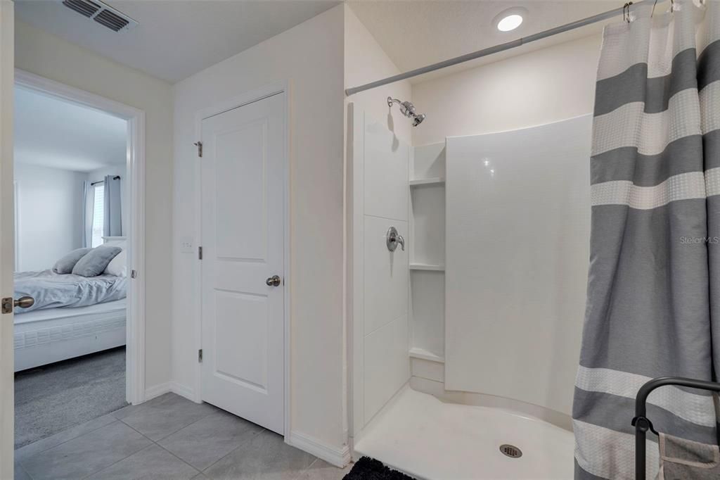 Active With Contract: $365,000 (4 beds, 2 baths, 2328 Square Feet)