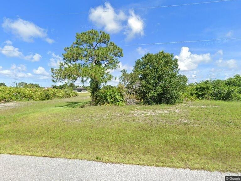 For Sale: $27,500 (0.17 acres)