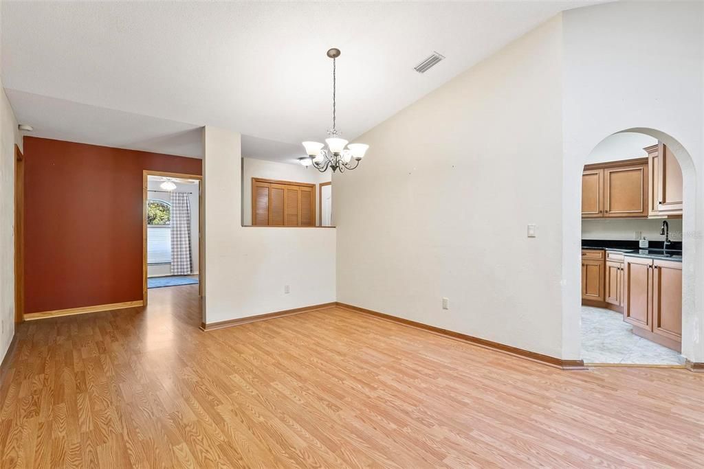 Active With Contract: $399,000 (3 beds, 2 baths, 1720 Square Feet)