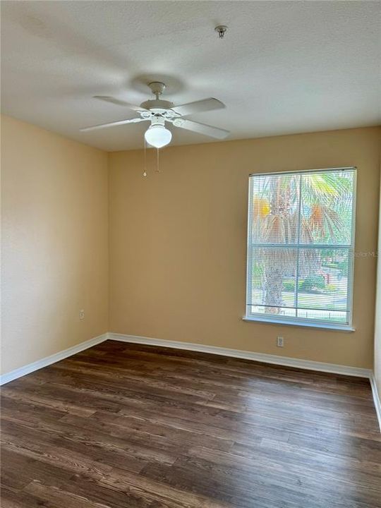 Recently Rented: $1,394 (1 beds, 1 baths, 707 Square Feet)
