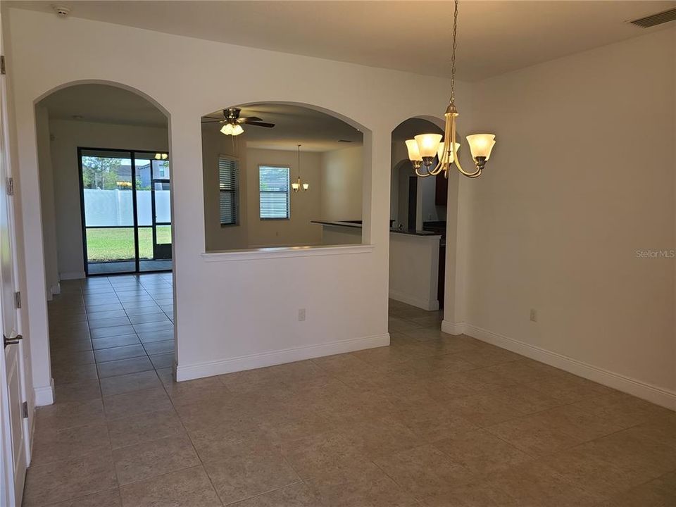 Active With Contract: $3,000 (3 beds, 3 baths, 2229 Square Feet)