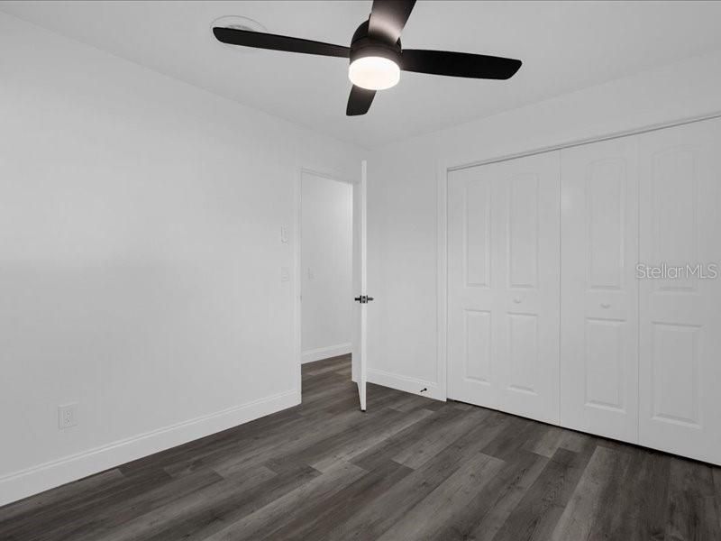 Active With Contract: $309,900 (3 beds, 2 baths, 1256 Square Feet)