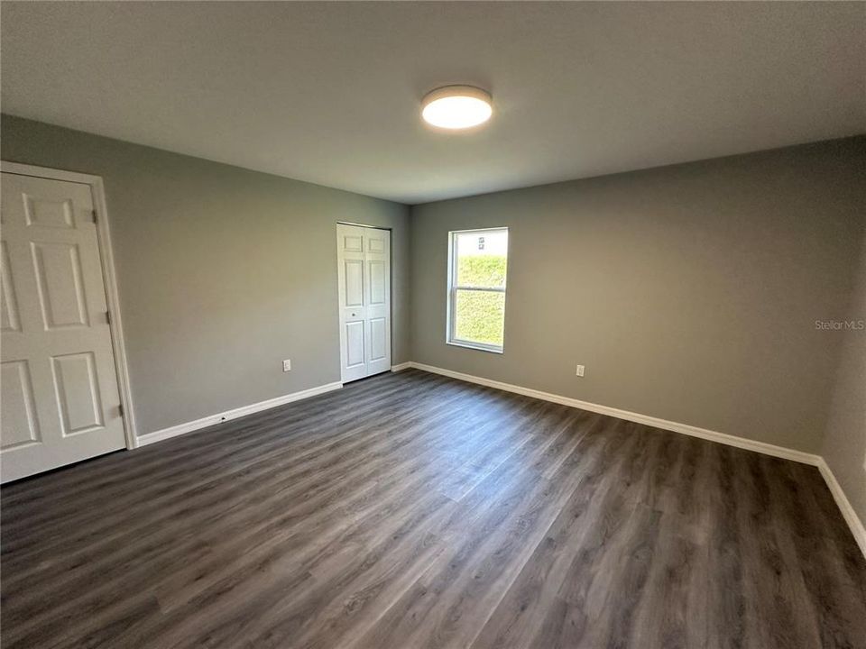 For Rent: $1,800 (4 beds, 2 baths, 1380 Square Feet)