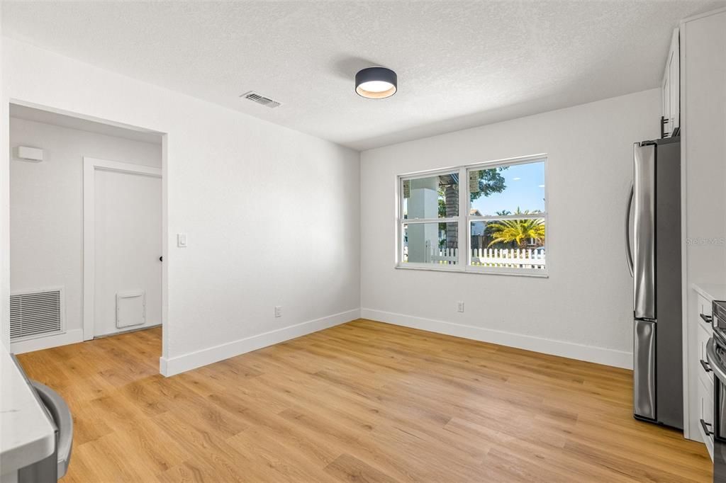 Active With Contract: $479,000 (3 beds, 2 baths, 1325 Square Feet)