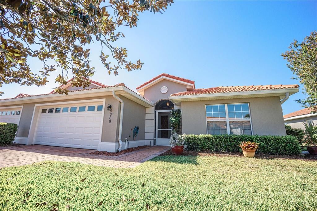 Active With Contract: $289,900 (3 beds, 2 baths, 1592 Square Feet)