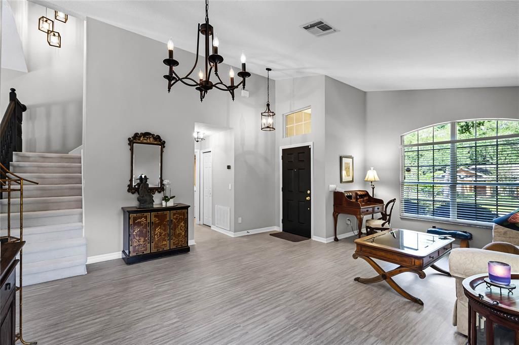 Active With Contract: $550,000 (4 beds, 2 baths, 2096 Square Feet)