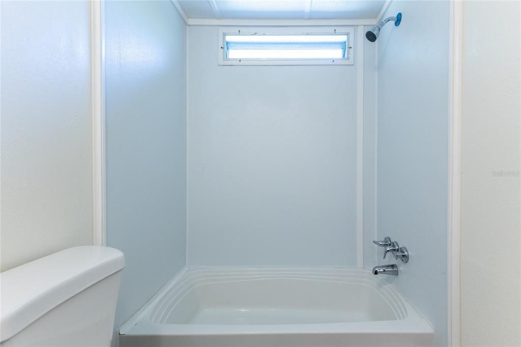 待售: $170,000 (3 贝兹, 2 浴室, 1143 平方英尺)