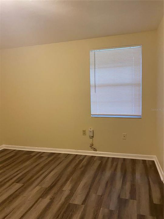 For Rent: $1,500 (2 beds, 1 baths, 923 Square Feet)