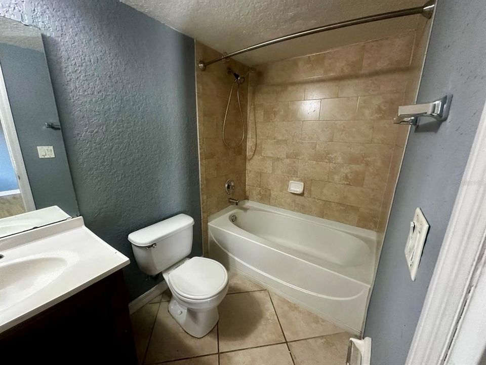 最近租的: $1,650 (3 贝兹, 2 浴室, 1302 平方英尺)